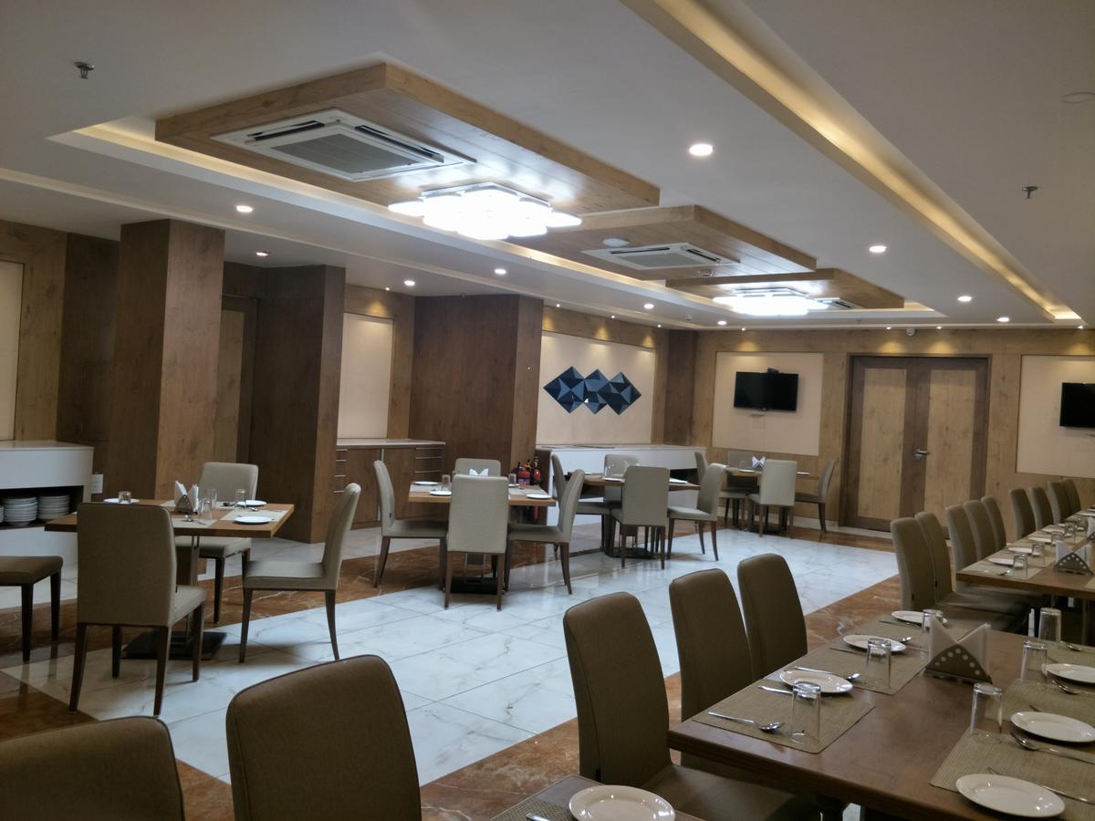 索姆纳特中心丽景酒店 Somnāth 外观 照片